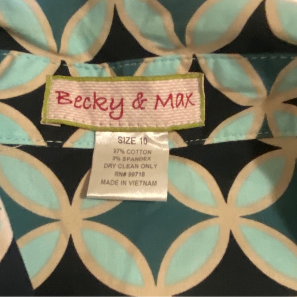 Becky & Max. Button down fitted shift dress - Picture 4 of 7